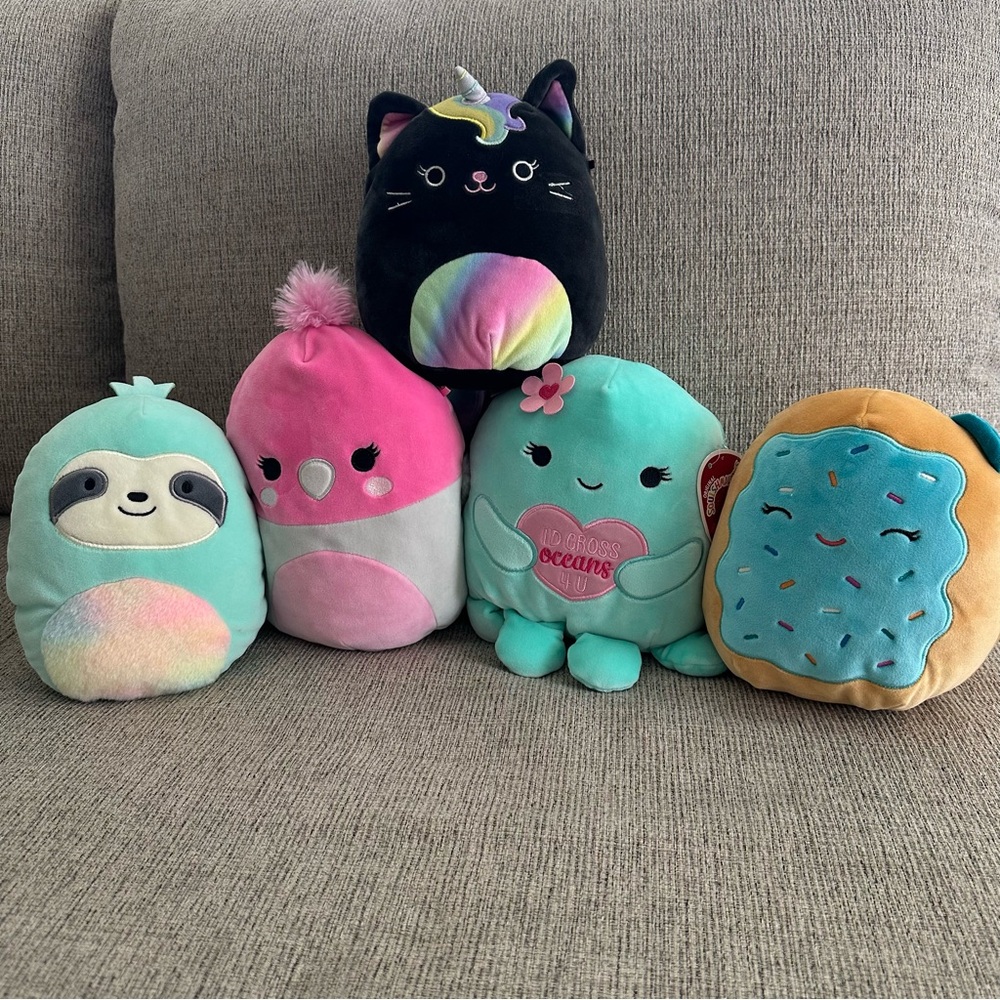 Squishmallows Colorful Plush Toy Set - Picture 6 of 7